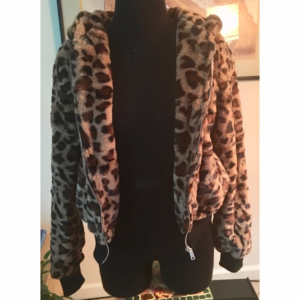 Ladies Leopard Print Coat/Jacket, Love Tree, S